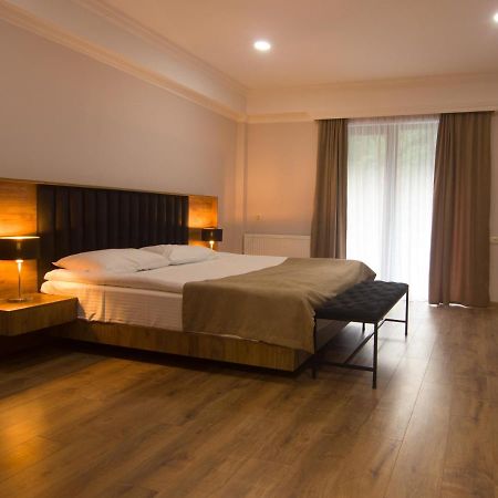 Lileo Inn Hotel 梅斯蒂亚 外观 照片