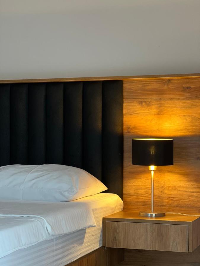 Lileo Inn Hotel 梅斯蒂亚 外观 照片