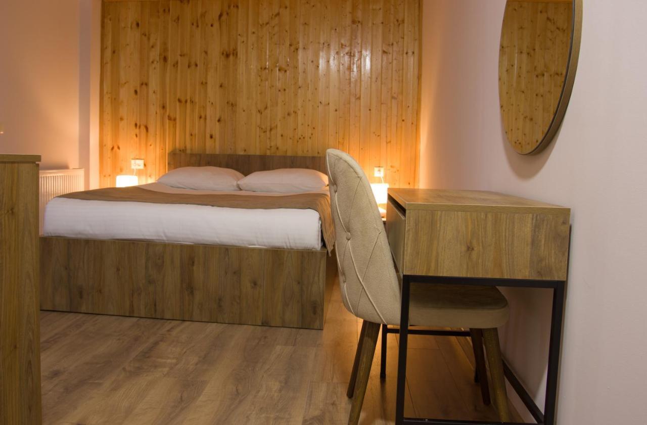 Lileo Inn Hotel 梅斯蒂亚 外观 照片